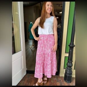 New La Mer Luxe Knit Midi Skirt in Fuchsia Abstract